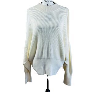 Express white crew neck knit long sleeve sweater pullover size XL lagenlook
